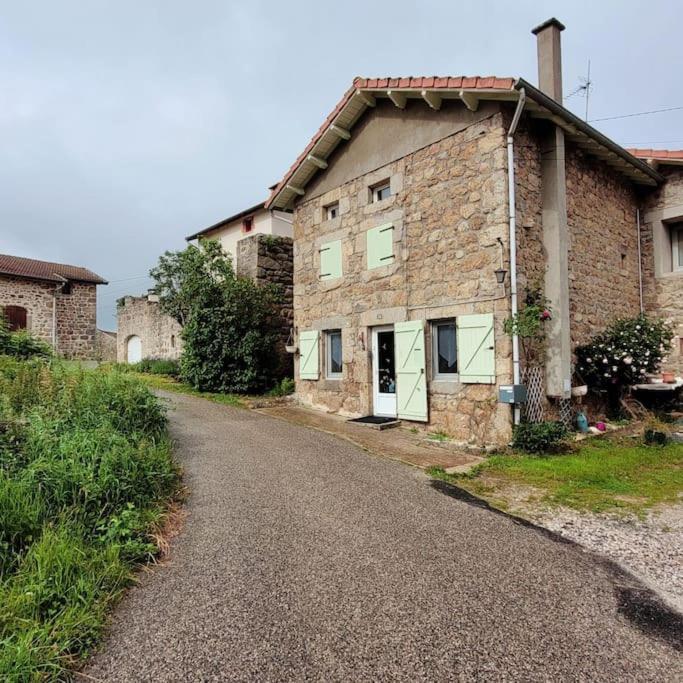 Maison De Campagne Villa Usson-en-Forez Exterior photo